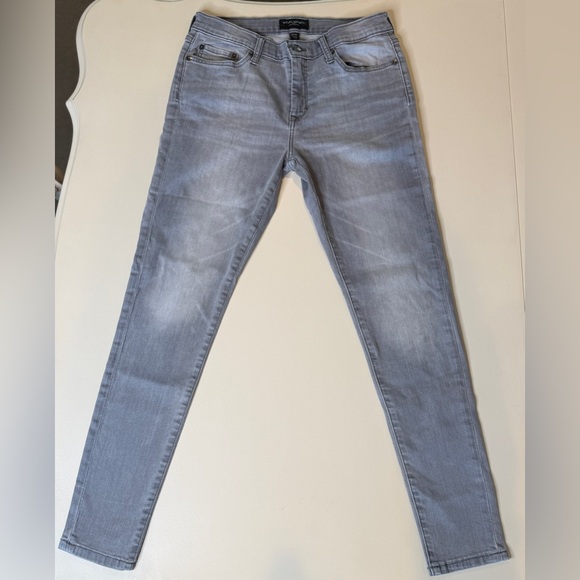 Banana Republic Denim - Banana Republic Sculpt Skinny Gray Jeans Size 27/4